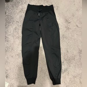 Lululemon joggers
